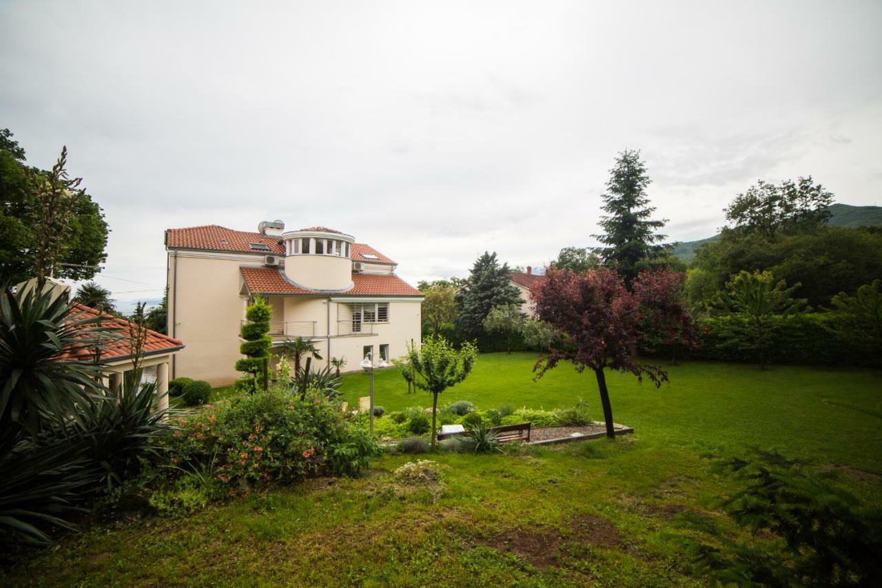 Apartments Villa Majda Matulji Exterior photo